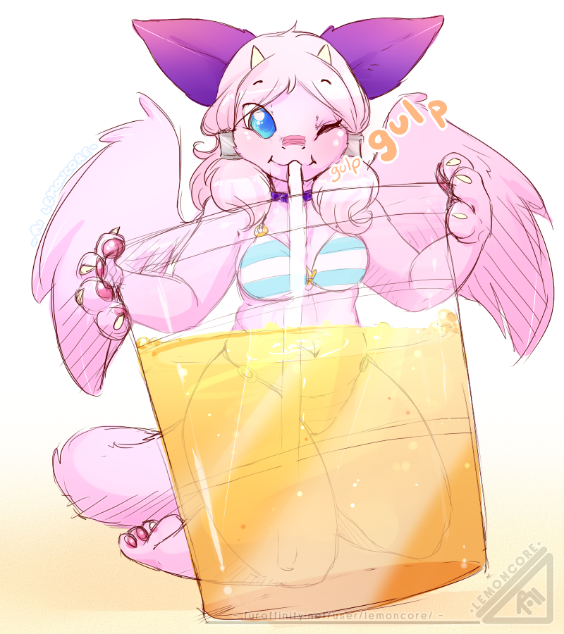 yourlemoncorestuff:  Hally looks full!… And chubby !