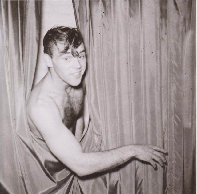 vintagemalebeefcake:  PHOTO # 7124