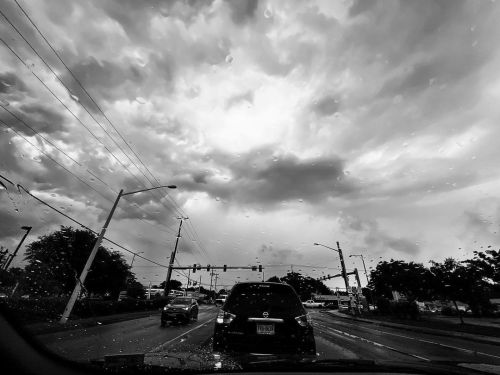 Day 147 of 365 - Stormy Skies #clouds #rain #thunderstorm #shotoniphone #bnw #bnwphotography #365pho