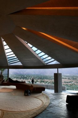 nonconcept:  The Elrod House, Palm Springs