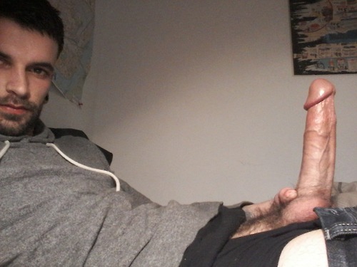 guysamateurcrap:  Follow me on: www.guysamateurcrap.tumblr.com and feel free to
