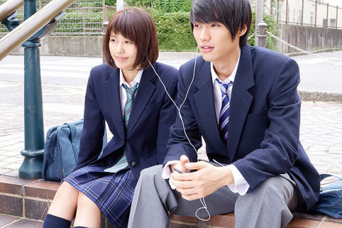 okawashintaro:Sota Fukushi , Kasumi Arimura and Yuki Yamada from Strobe Edge (2015).