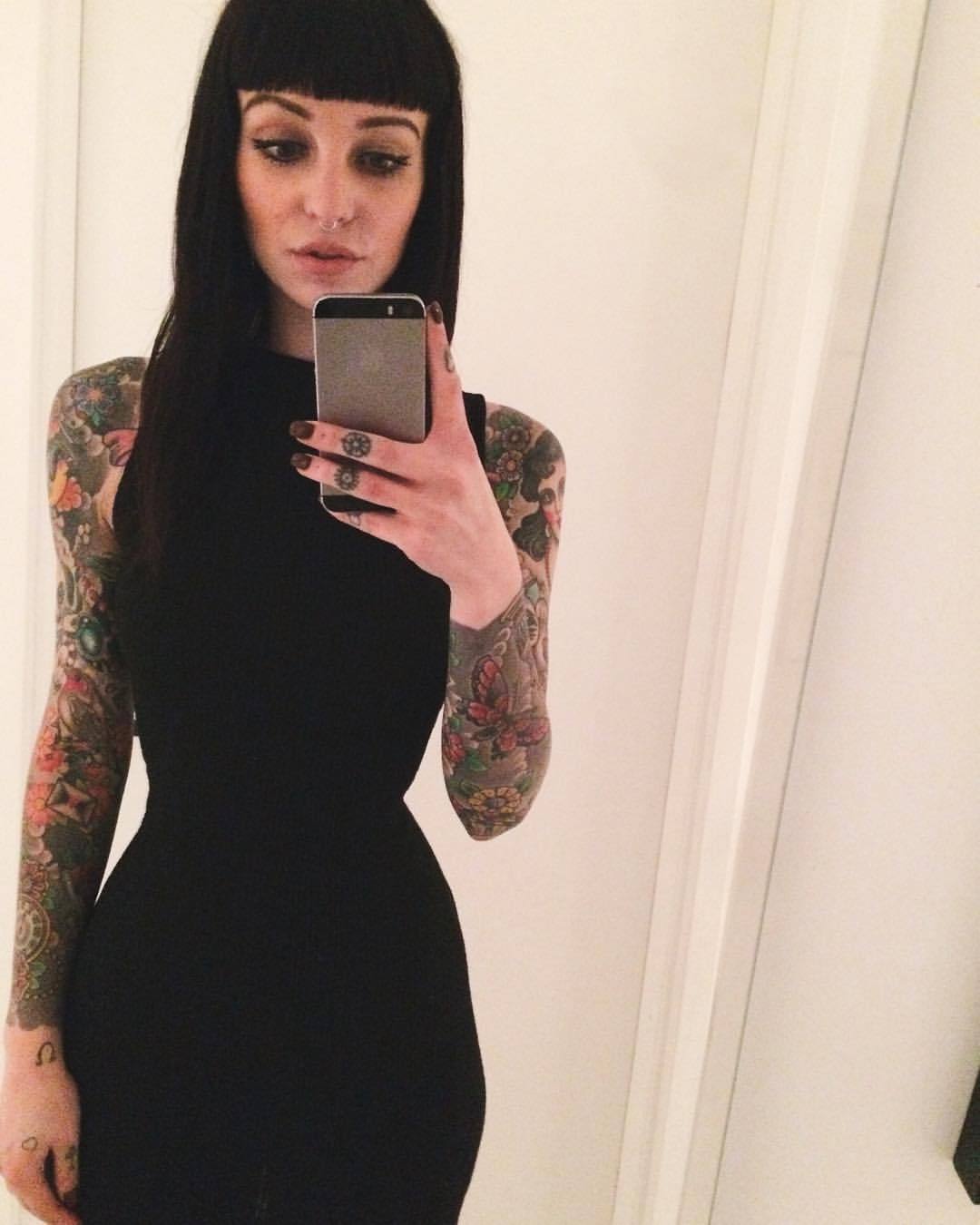 hells-cuties:  ♡alternative gals♡