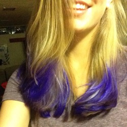 Look at my new hair! 💜