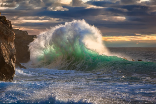 earthlynation: Waves. Photos by Giovanni Alleivi