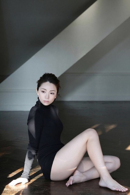 yoshihiro-tb:  仲村美海 miu nakamura  #仲村美海 #miu_nakamura  #Japanese #gravure #model #girl