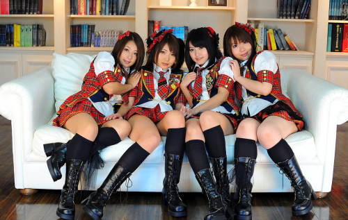 kiyomancom:    東熱大乱交 酒井杏奈（朝倉ことみ）・篠めぐみ・鈴木さとみ・直嶋あい  