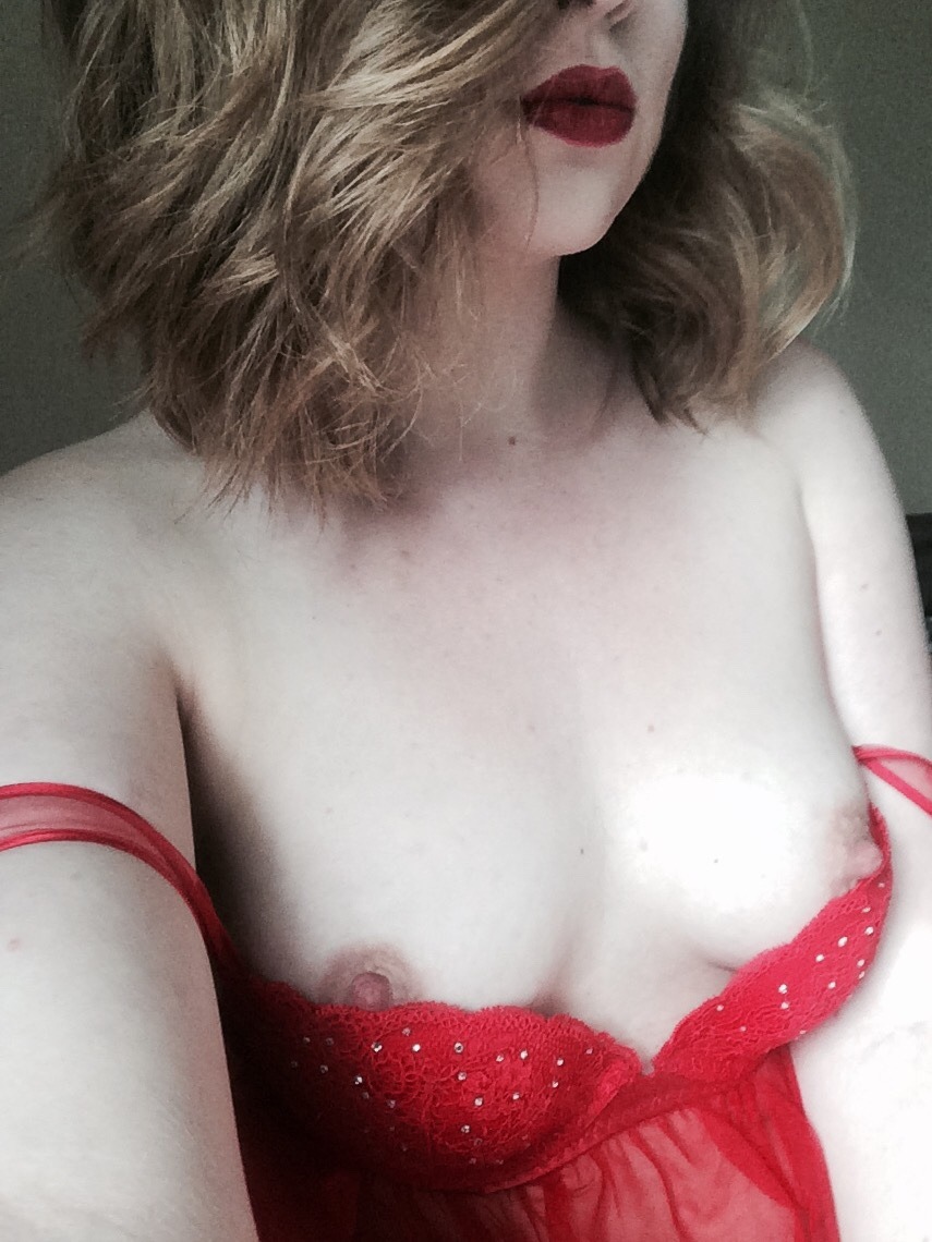 ownedcumslut:  “When the wolf looked at her, he knew she was the one… His desire