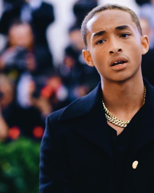 tamaraaal0vee: asvpfrenchie: skychill123:  Jaden Smith - Met Gala 2017  He came killing shit at Met 