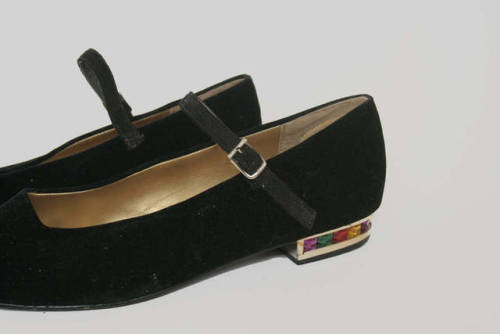 Vintage 1990&rsquo;s Black Velvet Rhinestone Flats - Colorful Gems In Heel - Pointed Toe Kitten Heel