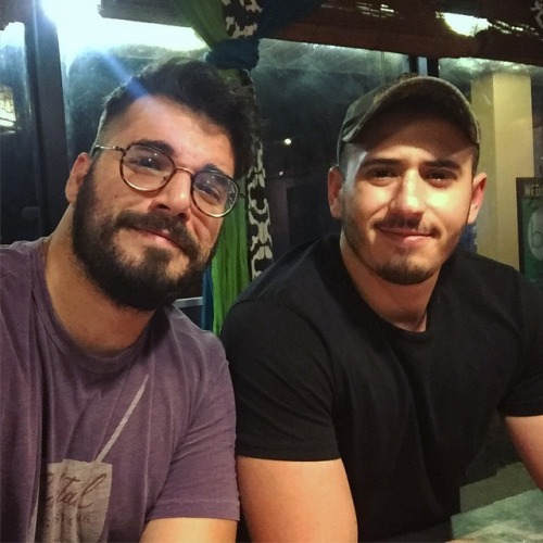 robeblr:  Weekend nights with mi amor 💕