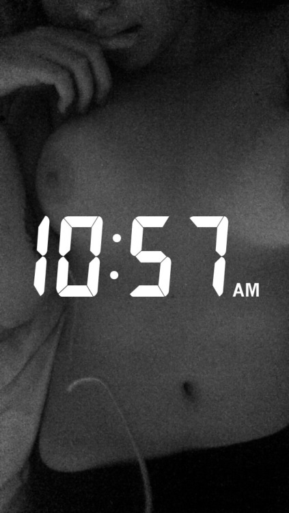 illbeg00d:  Don’t make me get up 🙄