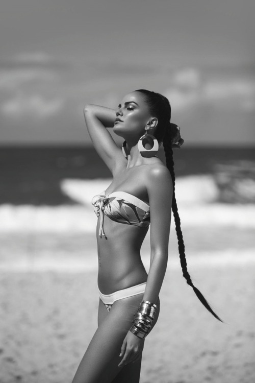 forthosewhocravefashion:  Barbara Fialho for Ki Korpo 2014