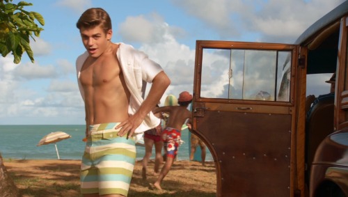 Porn boytrappedinthcloset:  Garrett Clayton is photos