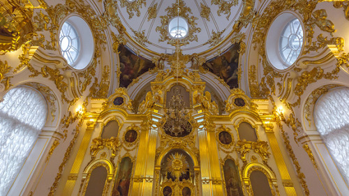lesfressange:           A Touch Of Grandiosity (Grand C