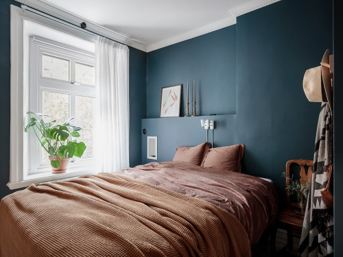 thenordroom:Scandi apartment with blue bedroomTHENORDROOM.COM - INSTAGRAM - PINTEREST - FACEBOOK