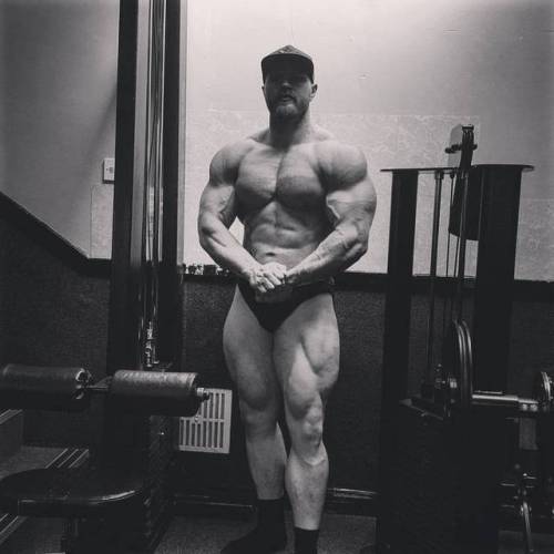 MUSCLE CORPS porn pictures