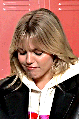 HAPPY 24TH BIRTHDAY RENEÉ RAPP - January 10, 2000