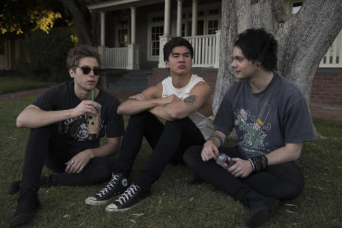 XXX hotdamn5sos: Behind the Scenes: She’s Kinda photo