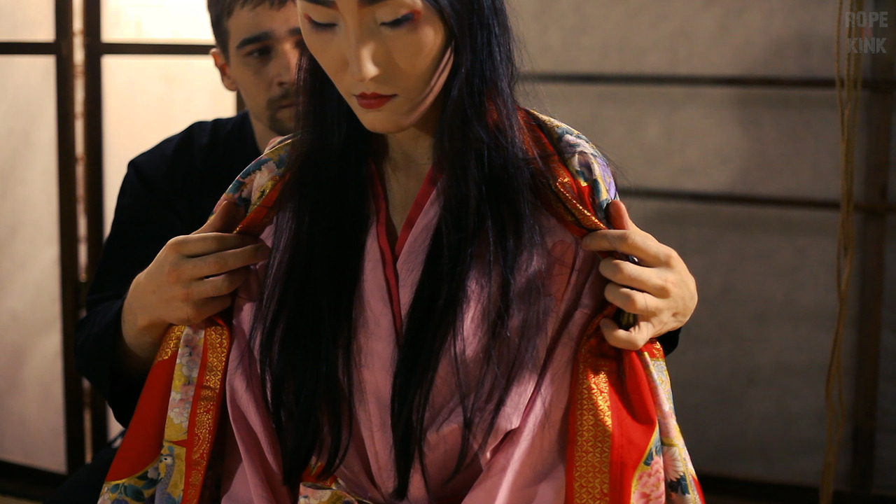 tied-yuno:  Geisha in ropes: photos, gifs and new video for my patronsWatch all photos