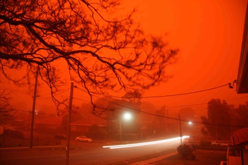 end0skeletal: In 2009, an iron-rich dust storm 300 miles wide and 600 miles long moved across Austra