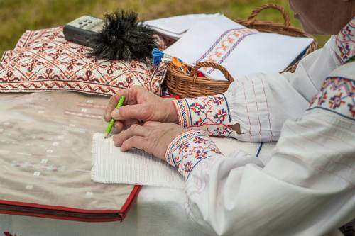 Summer School of Embroideryphotos by  M. Pietrusza via Jarmark Jagielloński w Lublinie