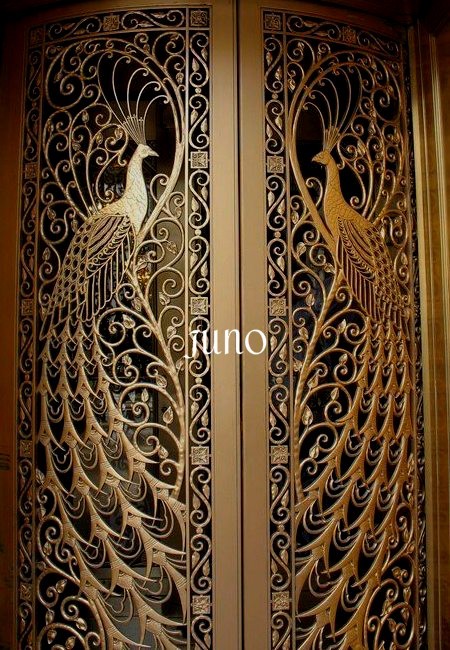 virginiadre:for @bellasculpa  Juno (Latin: IVNO, Iūnō [ˈjuːnoː]) is an ancient Roman goddess. Marrie