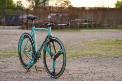 bikeplanet:  Bianchi Pista  BIANCHI色