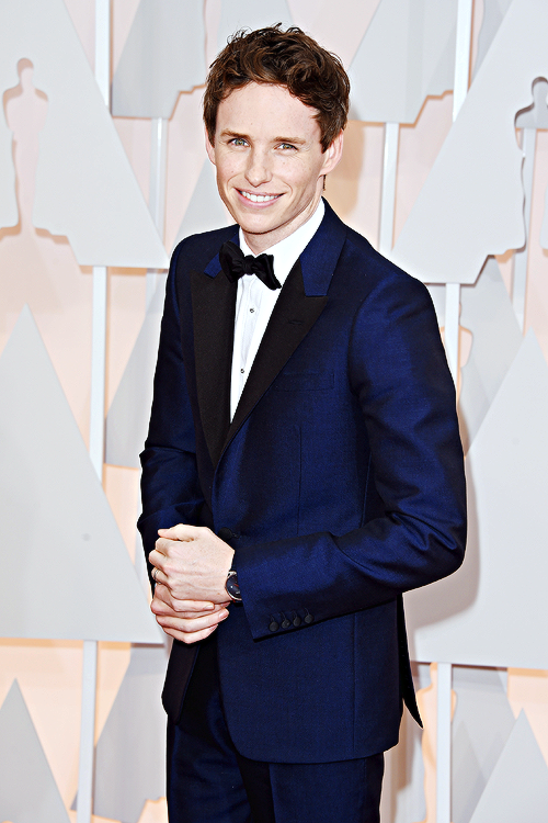 Eddie Redmayne attends the 87th Annual Academy Awards at Hollywood &amp; Highland