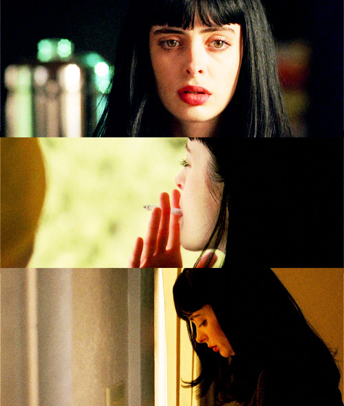  Okay, so the universe took her to a door.  ahora sí quiero ver Breaking Bad D: