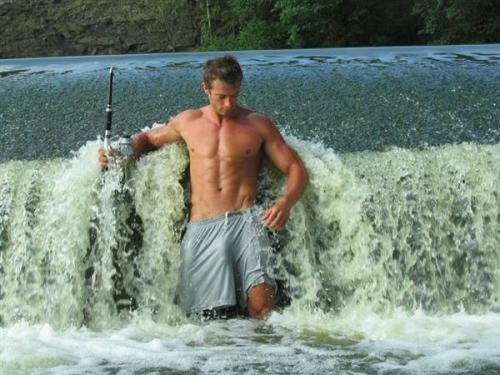 hunternprey:  Frolicking in a mountain stream….God I would love to get a taste of that! 