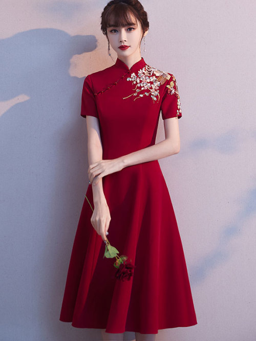 Burgundy Embroidered A-Line Wdding Qipao / Cheongsam Dress