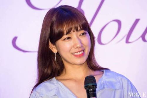 Park Shin Hye - Flower of Angel in Taiwan Pics