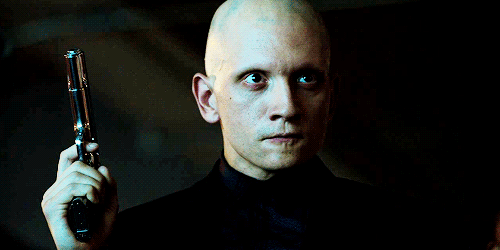 twofacedharveydent:A Zsasz on the hunt is a beautiful thing.                                        