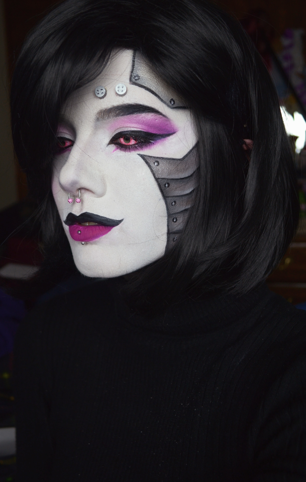 spectredeflector:  Mettaton Makeup because lots of folks asked for it, and what can