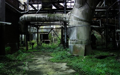 Porn Pics :  Abandoned factory, France. 