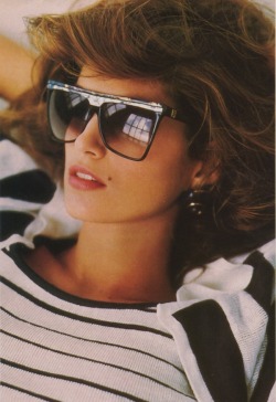 de-wood:  Cindy Crawford