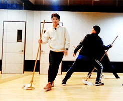 welovehaehyuk-deactivated202105:  prince manager dancing to shinee’s dream girl~ ★