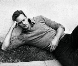 akane86:  Alexander Skarsgard by Matthew