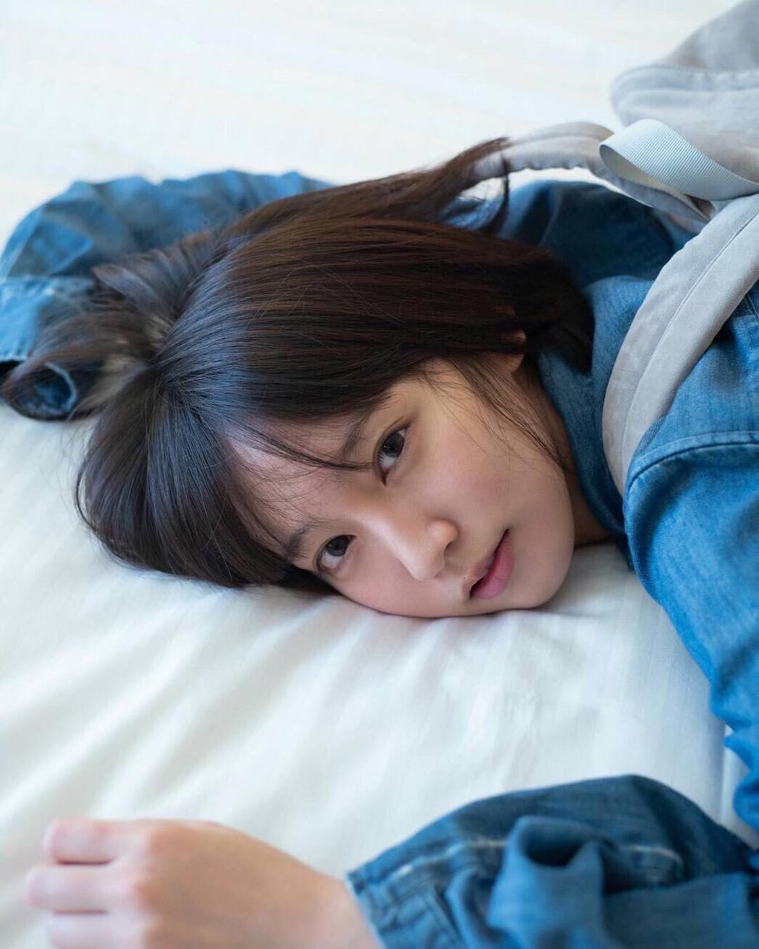 t-driver:  riho_yoshioka名残惜しくて伝えてませんでしたが、無事日本に帰ってきました。「皆様ただいまで〜す(^○^)」そして写真集発売日が、7月20日に決定しました✈︎先行受付も開始！待っていて下さると嬉しいです。また一緒に旅しましょう！@riho_book
