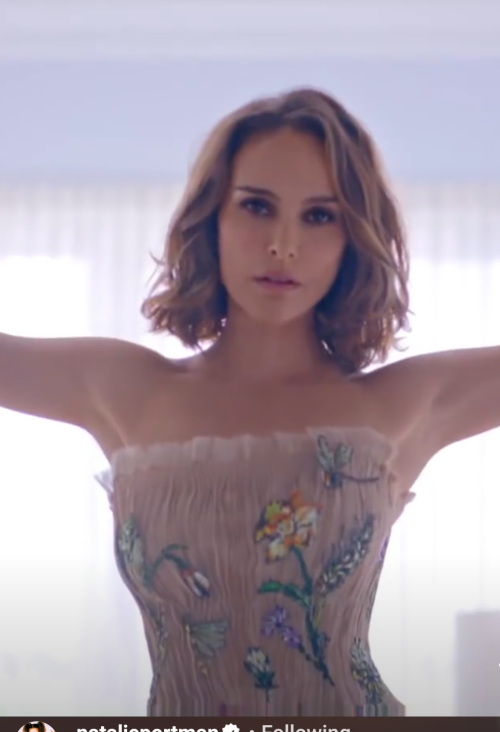 mumblo-number-five:Natalie Portman