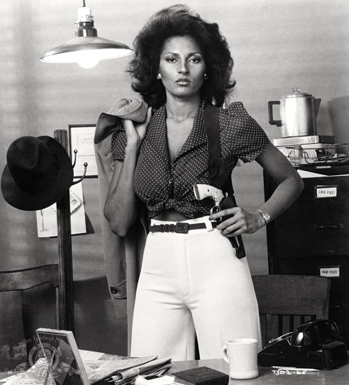 openlyblack:  LegendaryPam Grier