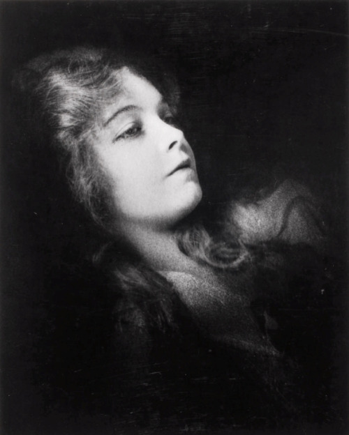 Lillian Gish, 1908