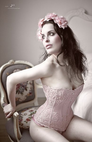 corset-ladies:  Corset http://corset-ladies.tumblr.com/ 