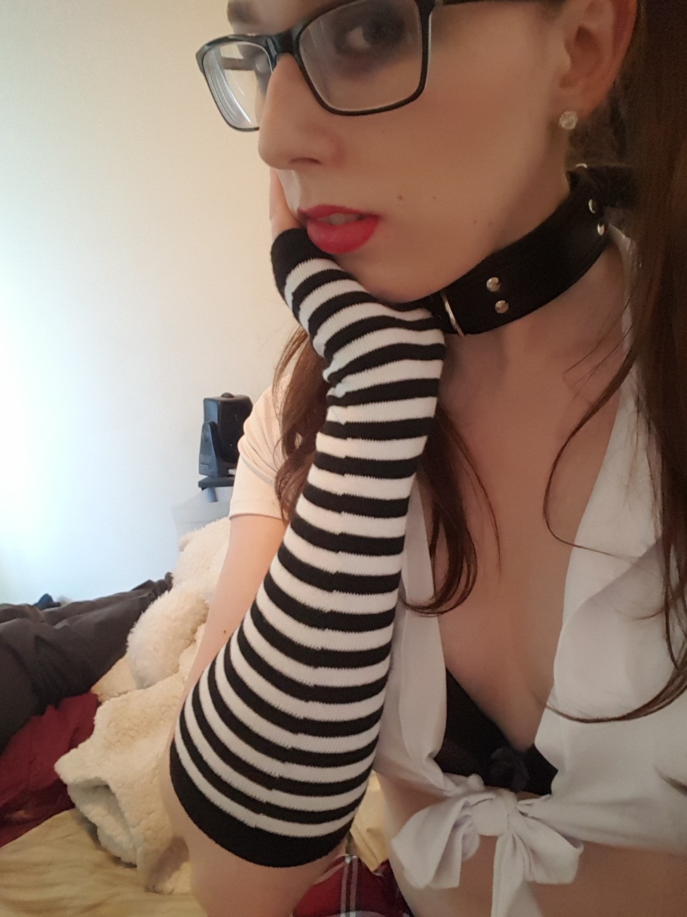 lil-uni:  Come ditch class with me cutie &lt;3