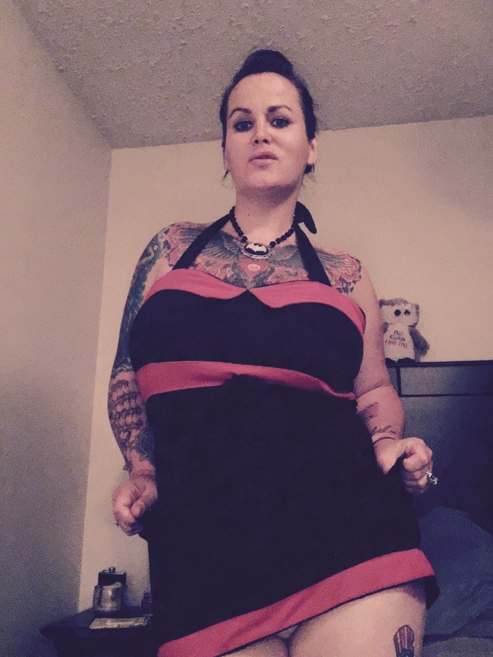 erin-alkaline:  After wedding mess. Vol. II