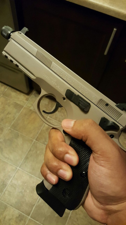 just-remington: Finally got that hotness that is the Urban Grey CZ 75 SP-01 Tactical.