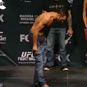 hotfamous-men:  Luke Rockhold