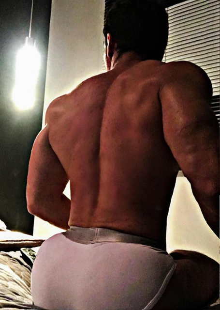 gr8kingofhearts: adictoalosculones: Culototototote de Edson (big ass Edson)😲😳😍😈🍑👅🍆💦  … 