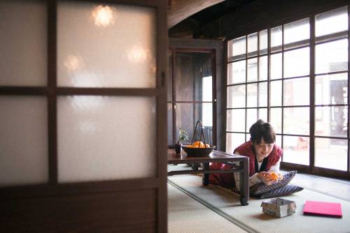 (via Asahi Shimbun Digital[and] | ＆ＴＲＡＶＥＬ | 心の旅時計) 佐々木希